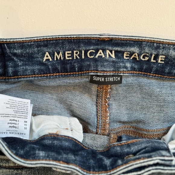 American Eagle Size 2 NEW Stretch jeans - Picture 3 of 3